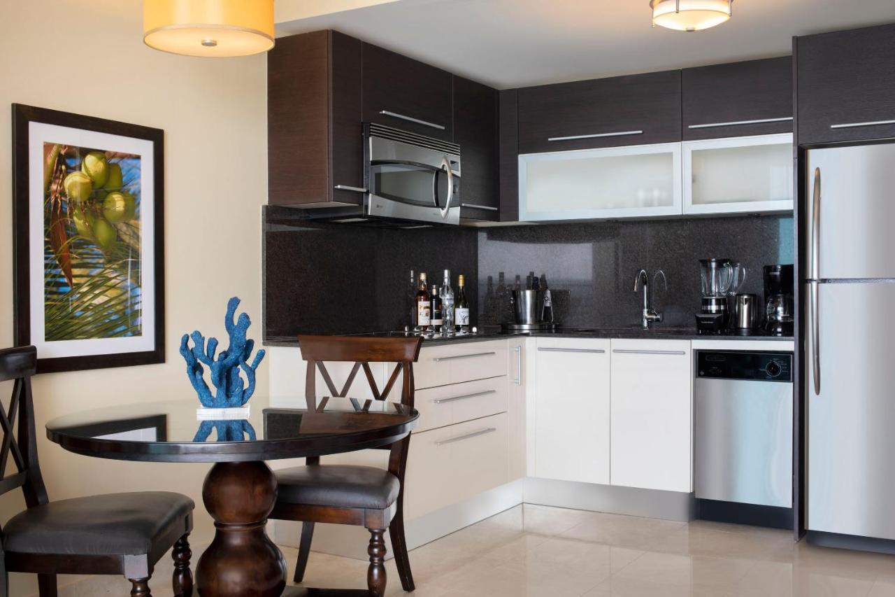 Ocean Two Resort - Breakfast Included By Ocean Hotels Saint Lawrence Gap Екстер'єр фото