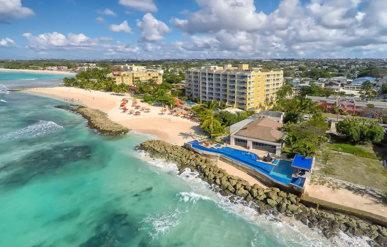 Ocean Two Resort - Breakfast Included By Ocean Hotels Saint Lawrence Gap Екстер'єр фото