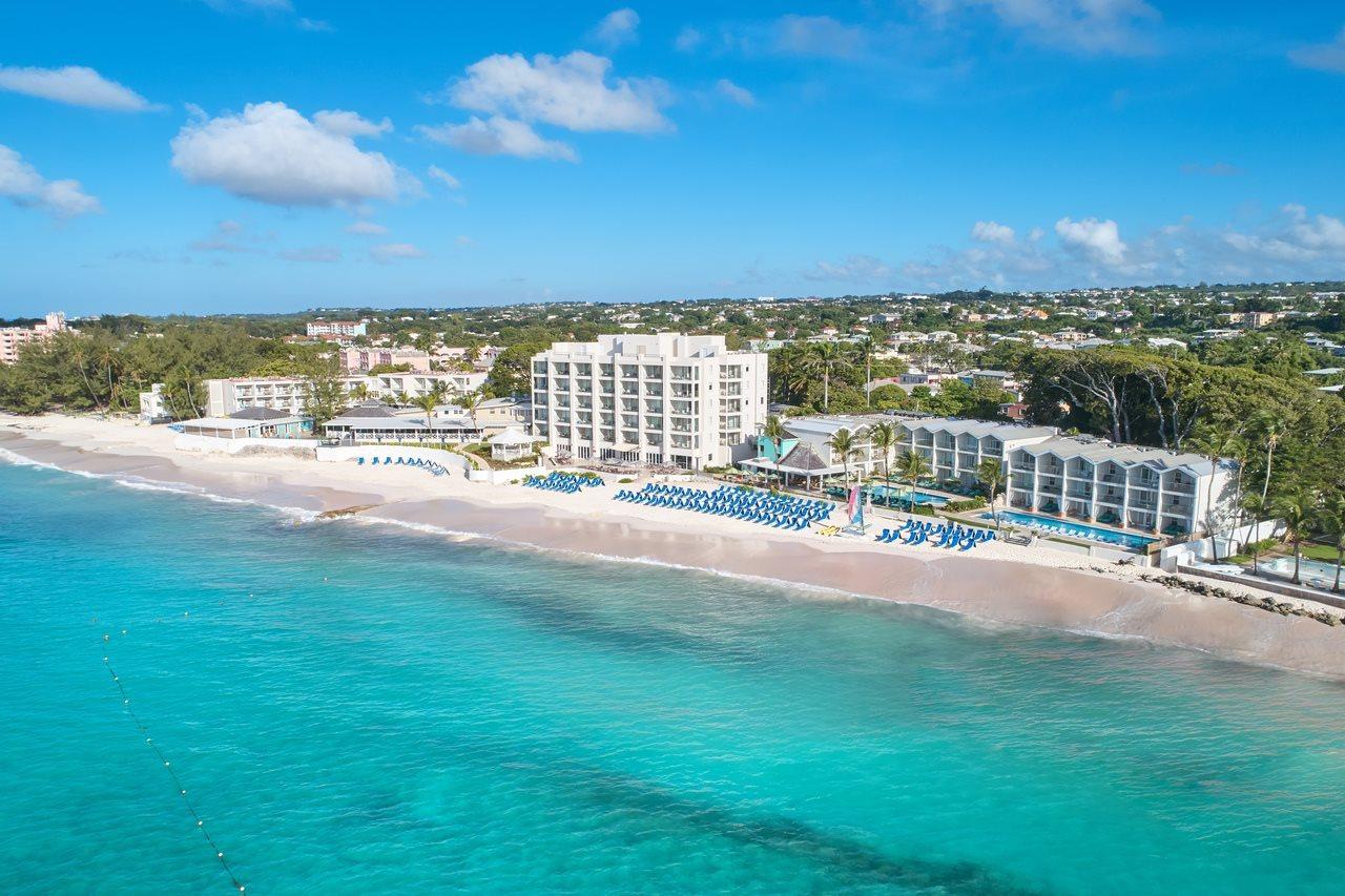 Ocean Two Resort - Breakfast Included By Ocean Hotels Saint Lawrence Gap Екстер'єр фото